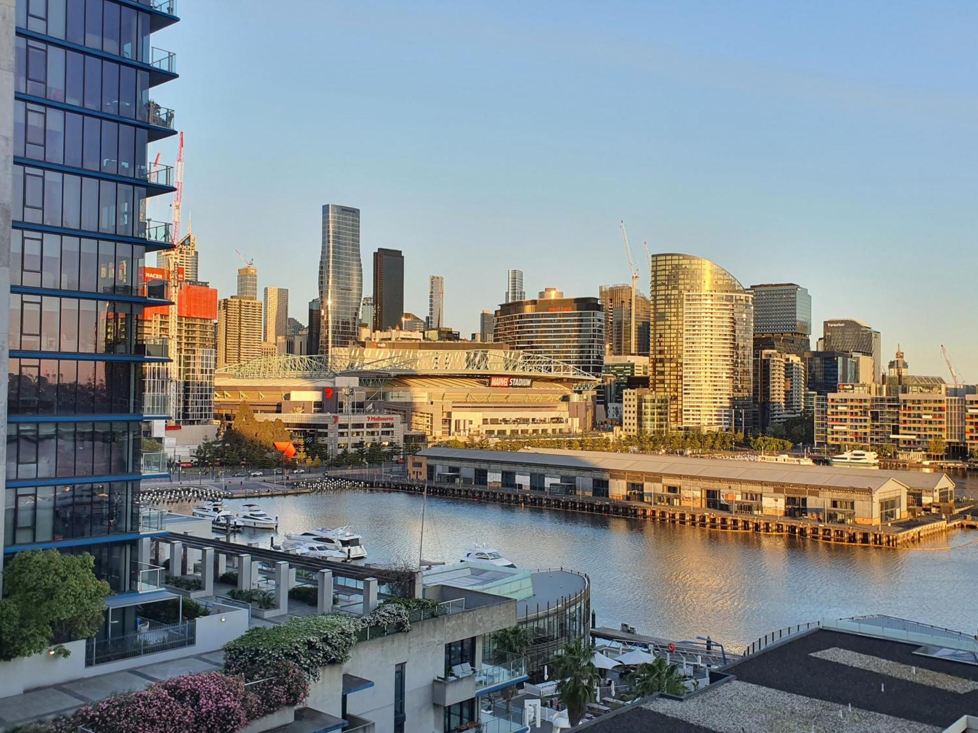 Harbour Escape Apartments Docklands Melbourne Exterior foto